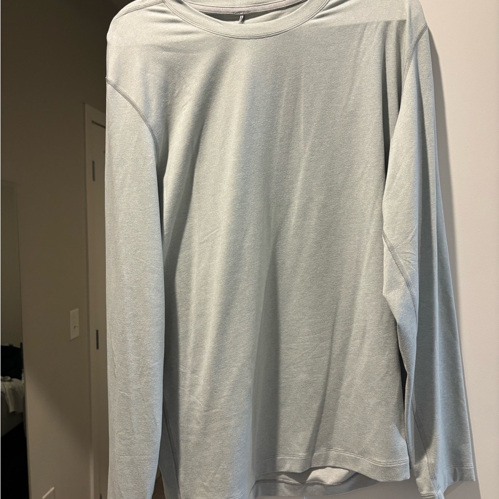 Men's Light Gray Long Sleeve Shirt